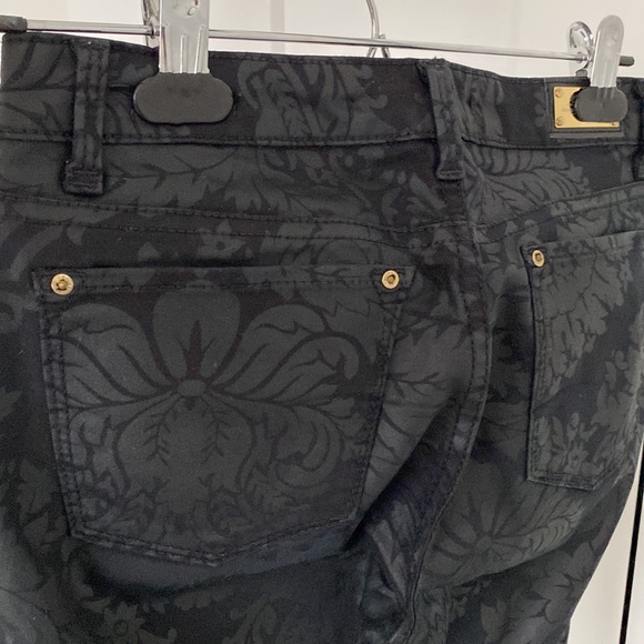 Zara. Liquid print black jean. Size 4. Floral pattern. Worn handful of times - Picture 3 of 3